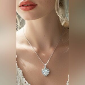 NIB S925 Sterling Silver & Zircon Heart Pendant Necklace